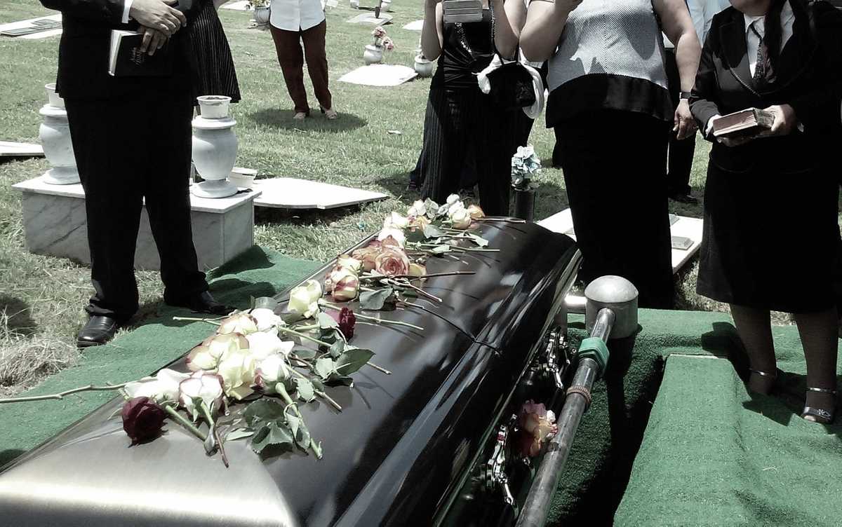 Online Mortuary Science and Funeral Studies Degree Programs